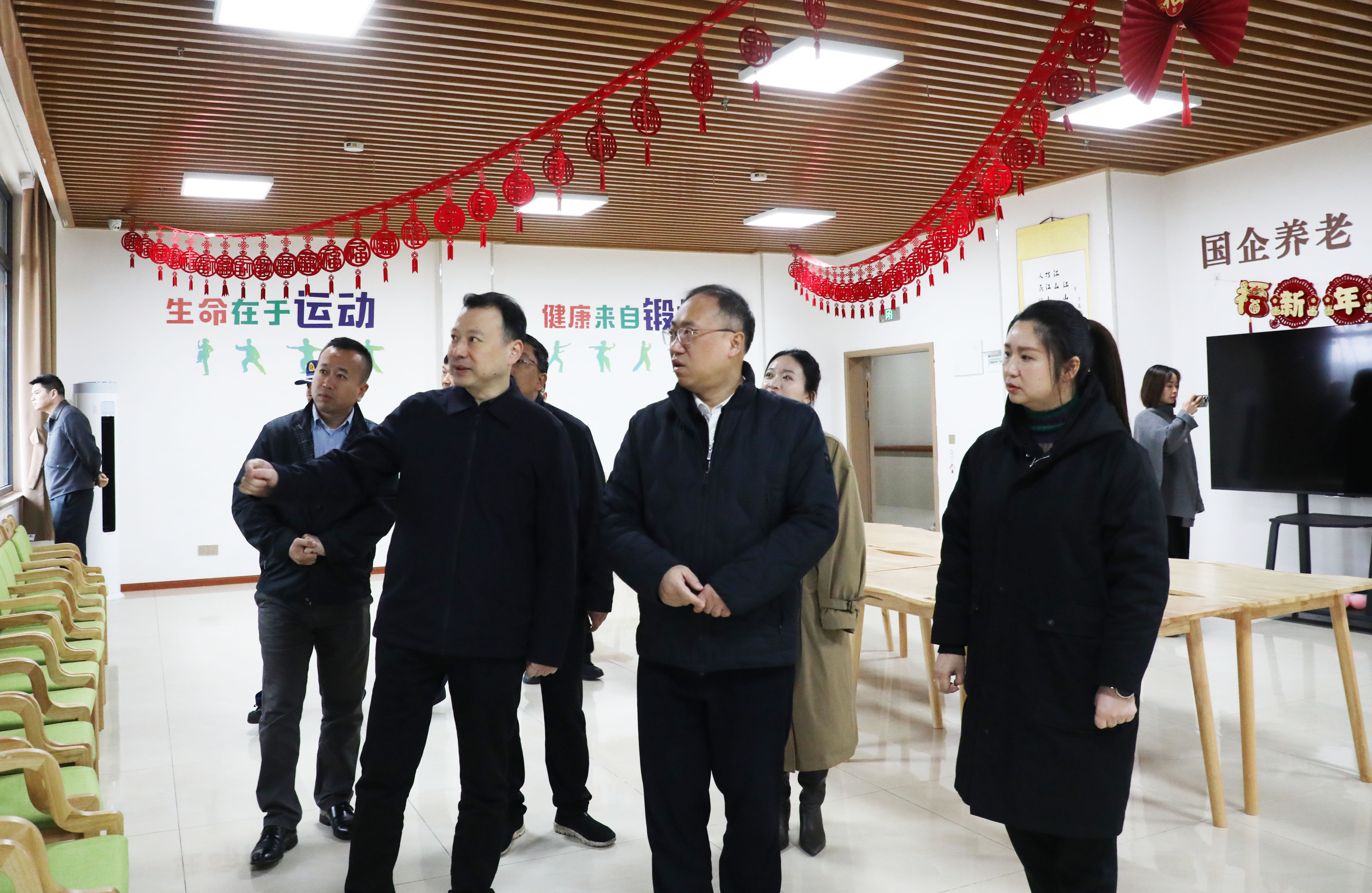 瀘州市委常委、江陽區(qū)委書記郭宏川率隊(duì)調(diào)研江陽區(qū)失能照護(hù)中心安全管理工作